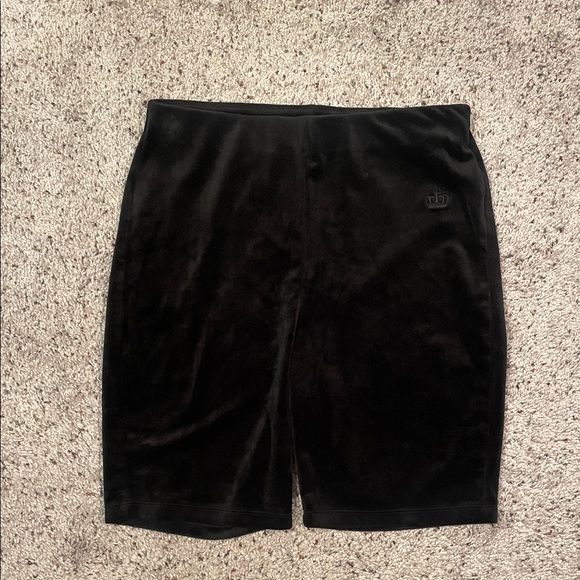 Juicy Couture Pants - Juicy‎ Couture Black High Rise Velour Biker Shorts Size Medium